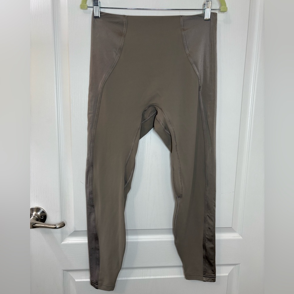 lululemon•Align No Line™ High-Rise Pant•NEW RELEASE•NWOT•Satin Shine Ash Grey•10 - Picture 7 of 16